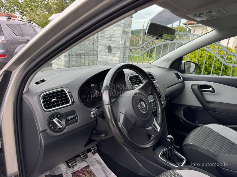 Volkswagen Polo 1.2TSI CROSS CH NOV