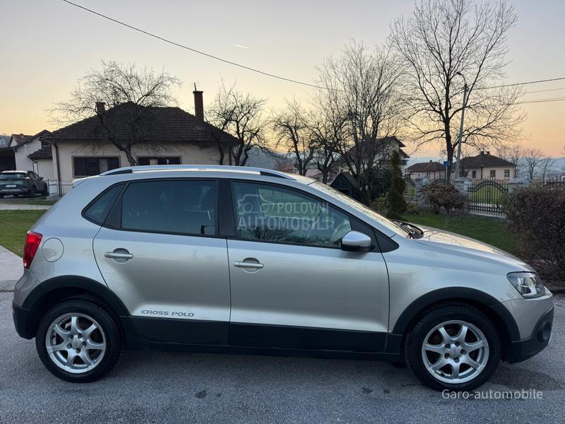 Volkswagen Polo 1.2TSI CROSS CH NOV