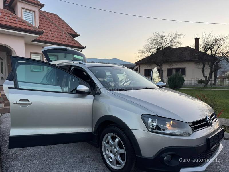 Volkswagen Polo 1.2TSI CROSS CH NOV