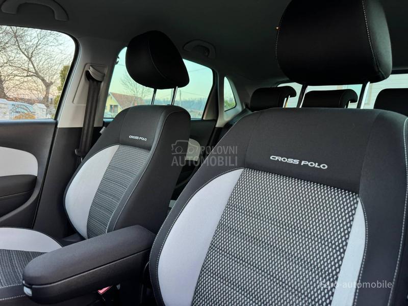 Volkswagen Polo 1.2TSI CROSS CH NOV