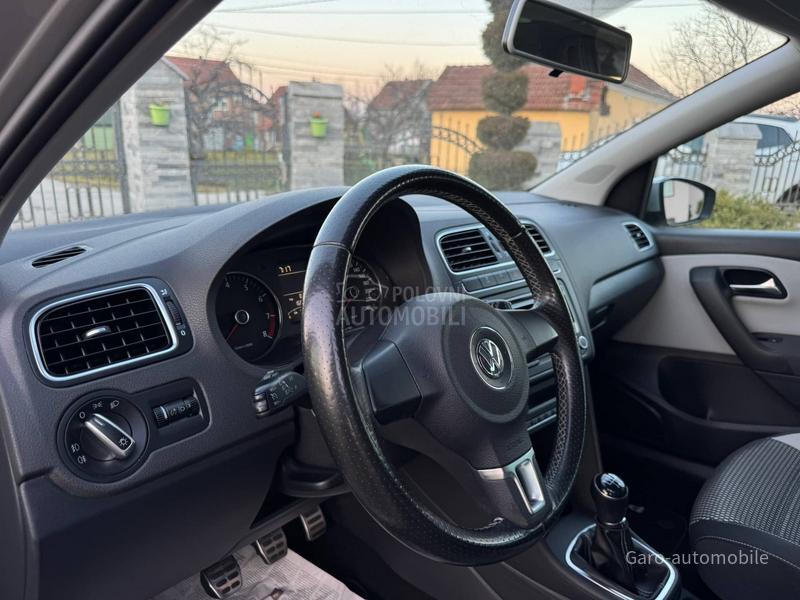 Volkswagen Polo 1.2TSI CROSS CH NOV