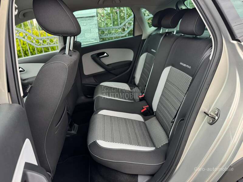 Volkswagen Polo 1.2TSI CROSS CH NOV