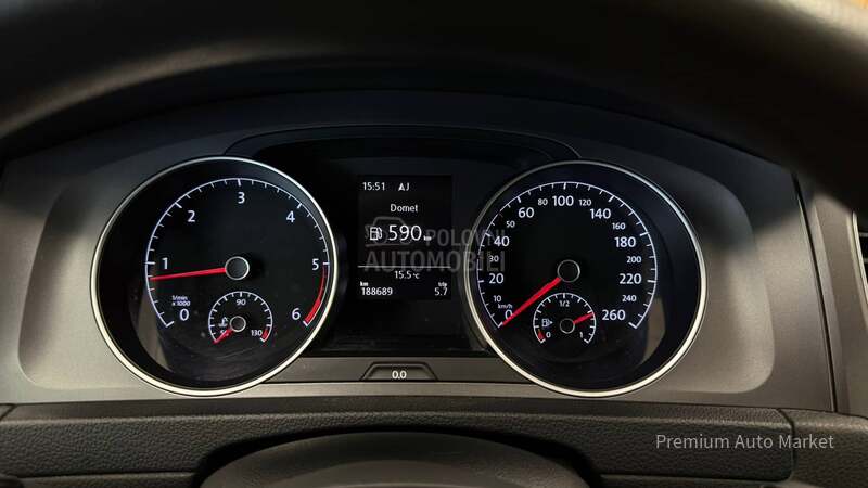 Volkswagen Golf 7 //1.6 TDI/N.AVI//NOV