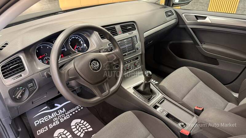 Volkswagen Golf 7 //1.6 TDI/N.AVI//NOV