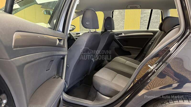 Volkswagen Golf 7 //1.6 TDI/N.AVI//NOV
