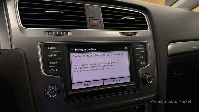 Volkswagen Golf 7 //1.6 TDI/N.AVI//NOV