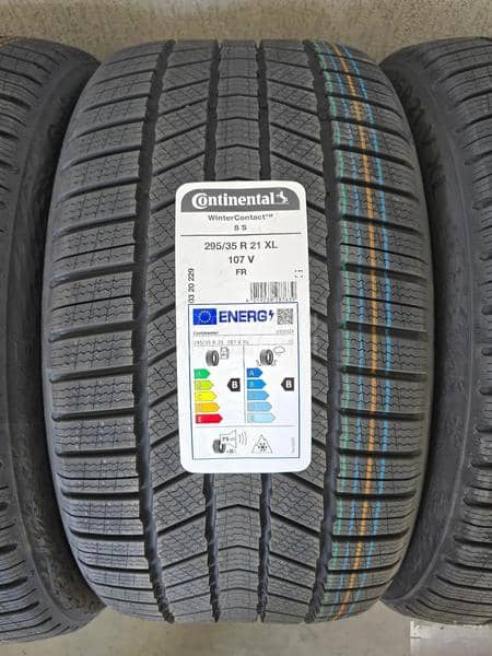 Continental 315/30 R21 Zimska