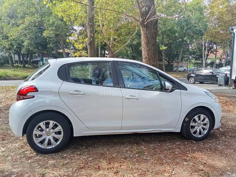 Peugeot 208 1,5EHDI