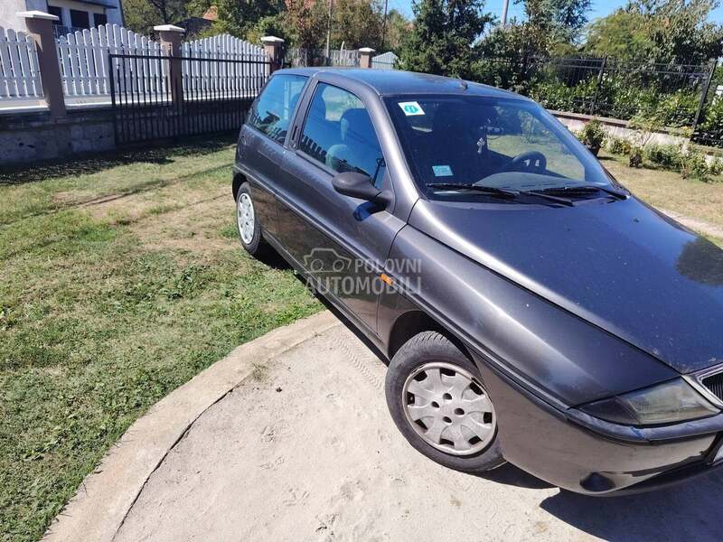 Lancia Ypsilon 