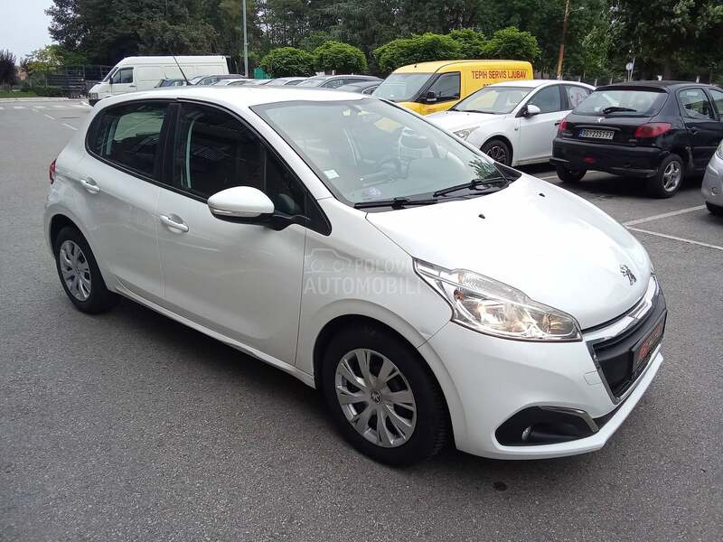 Peugeot 208 7,7,0,0,0 k,m