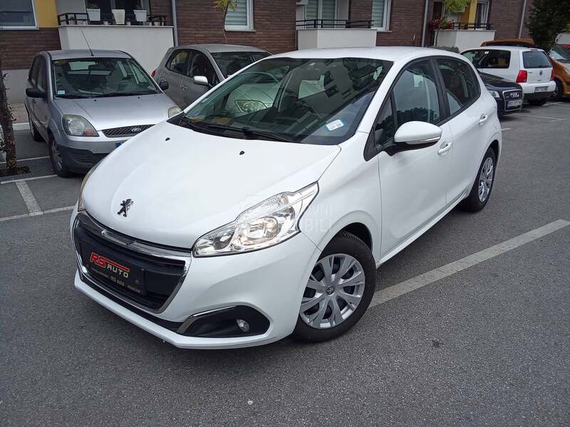 Peugeot 208 7,7,0,0,0 k,m