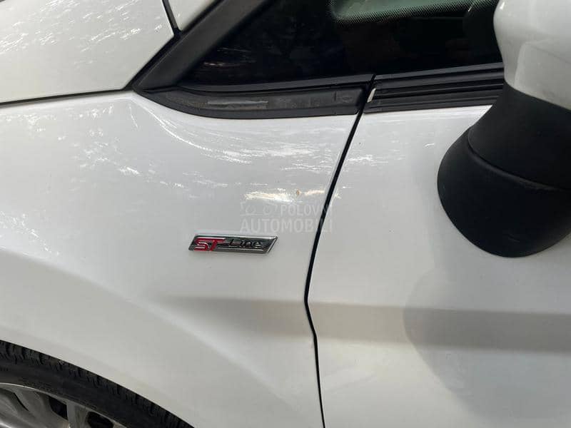 Ford Fiesta ST LINE