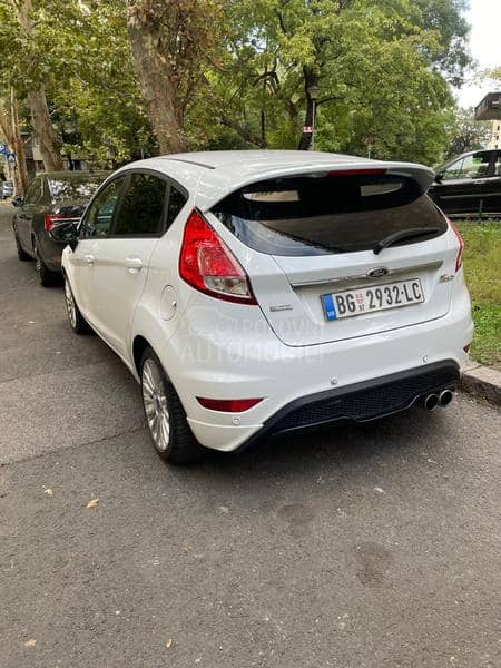 Ford Fiesta ST LINE