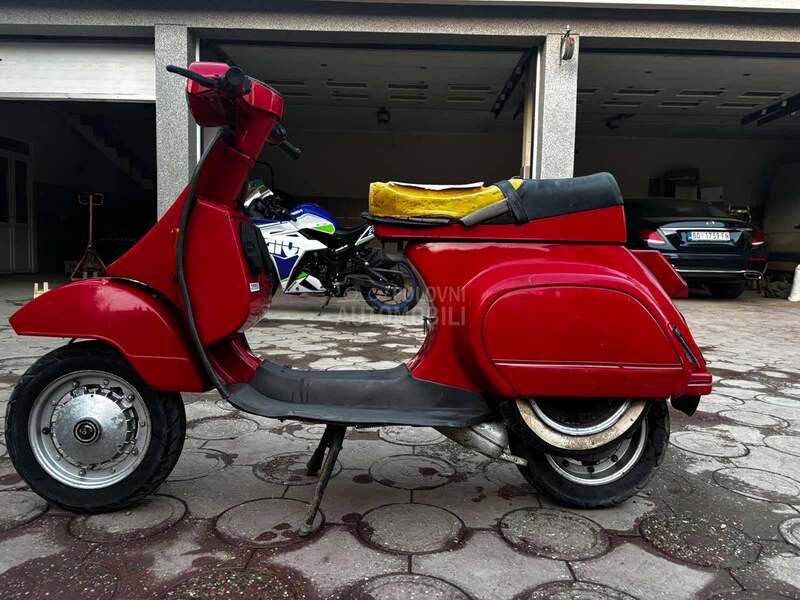 Piaggio vespa 125