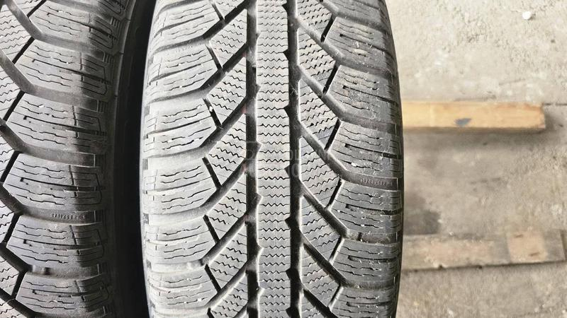 Semperit 215/60 R16 Zimska