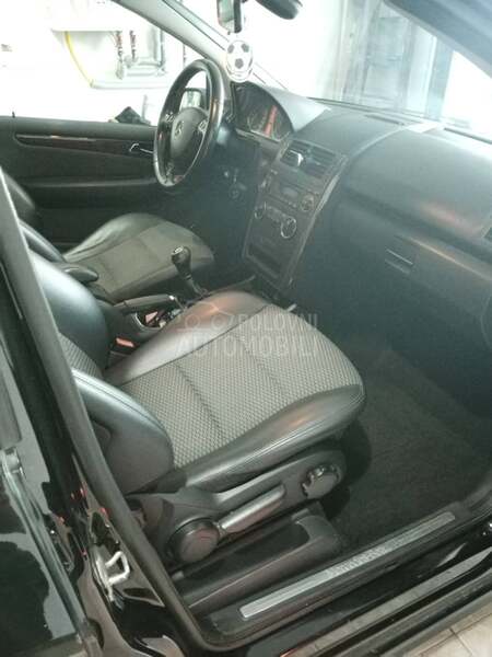 Mercedes Benz A 180 A 180 CDI