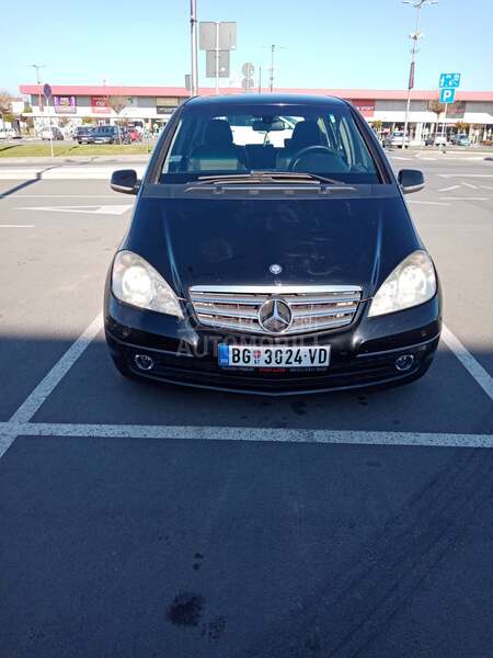Mercedes Benz A 180 A 180 CDI