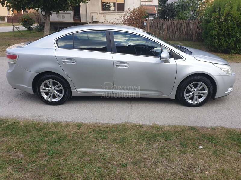 Toyota Avensis 2,0tdi