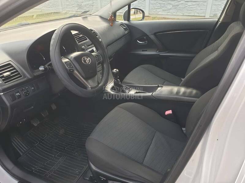 Toyota Avensis 2,0tdi