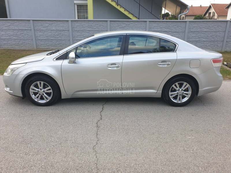 Toyota Avensis 2,0tdi