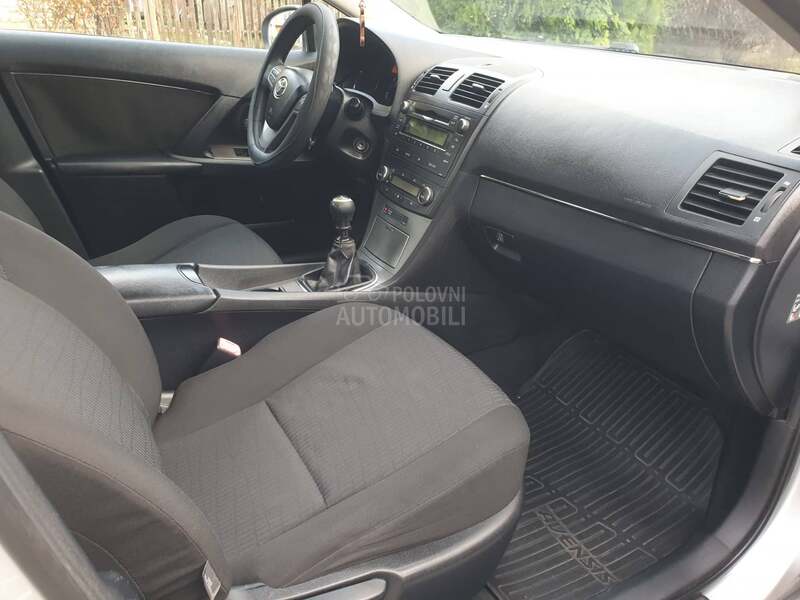 Toyota Avensis 2,0tdi