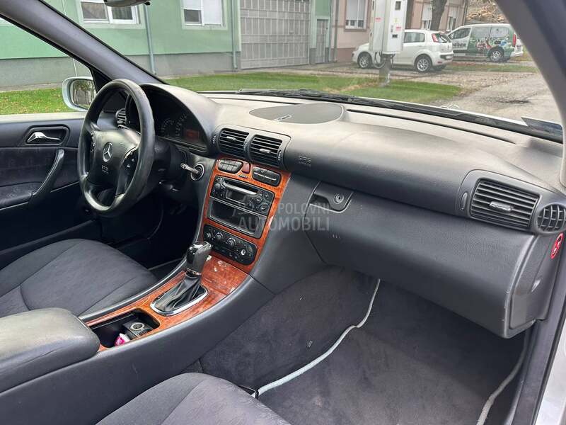 Mercedes Benz C 180 AUTO.MAT