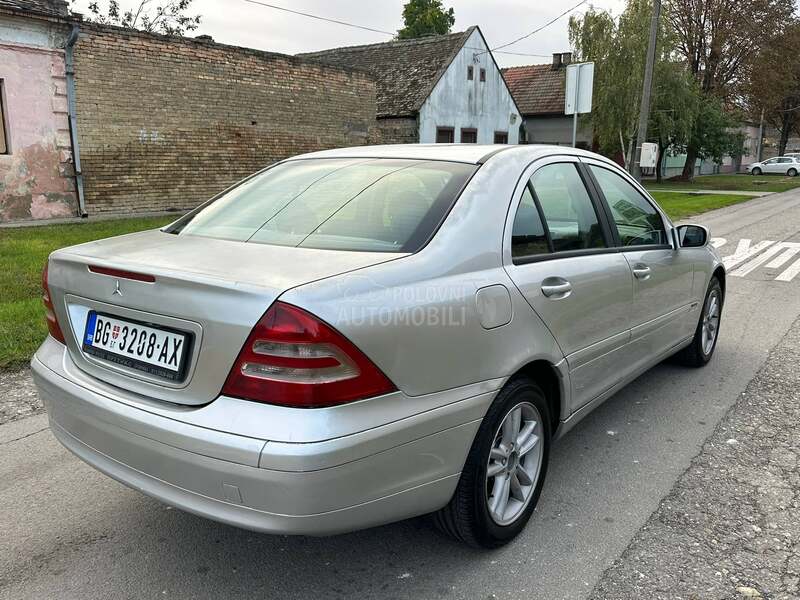 Mercedes Benz C 180 AUTO.MAT