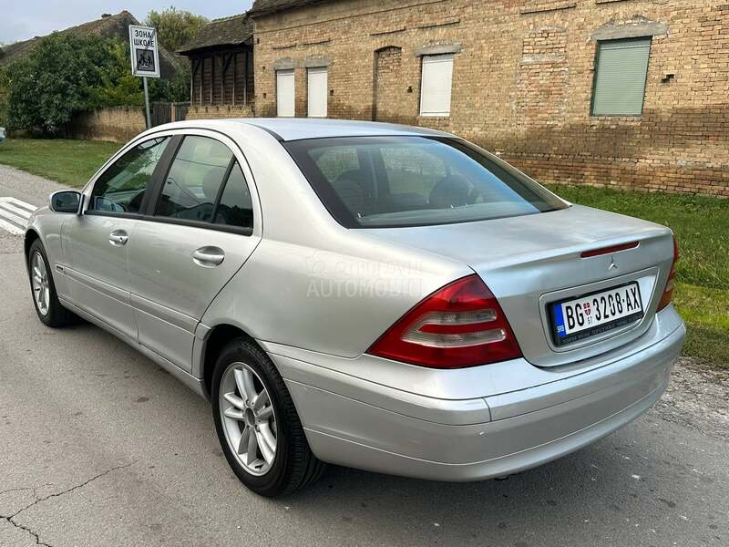 Mercedes Benz C 180 AUTO.MAT