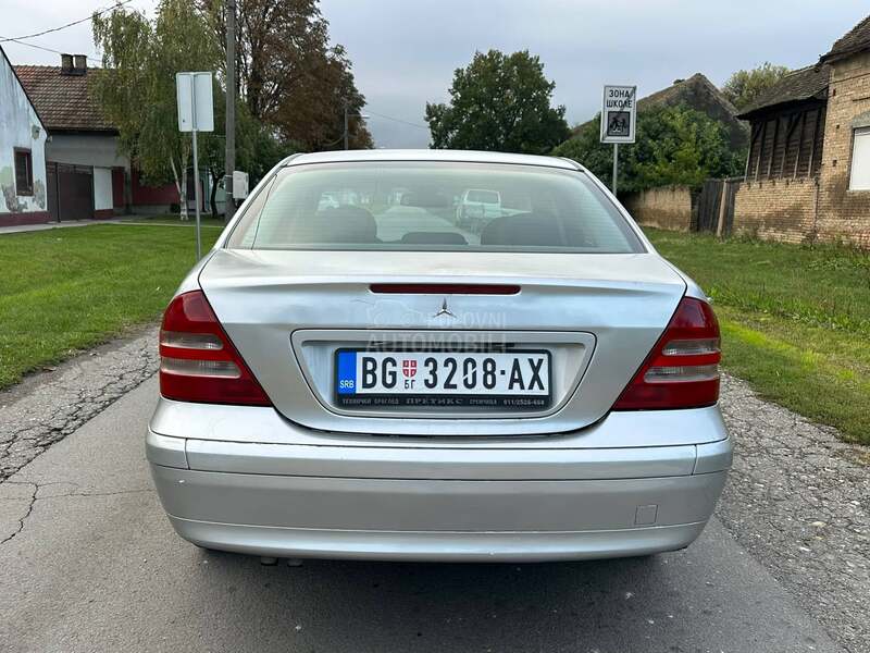 Mercedes Benz C 180 AUTO.MAT