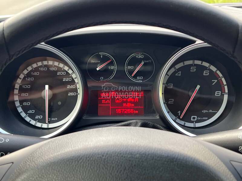 Alfa Romeo Giulietta Pano/CH/Distincive