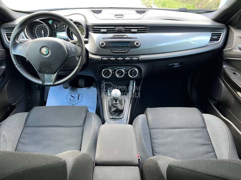 Alfa Romeo Giulietta Pano/CH/Distincive