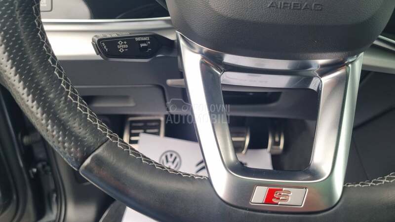 Audi Q7 S LINE