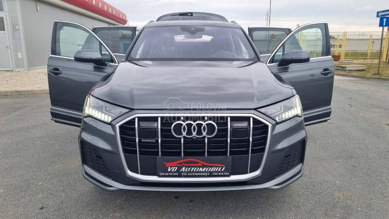 Audi Q7 S LINE