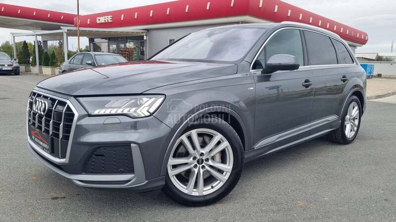 Audi Q7 S LINE