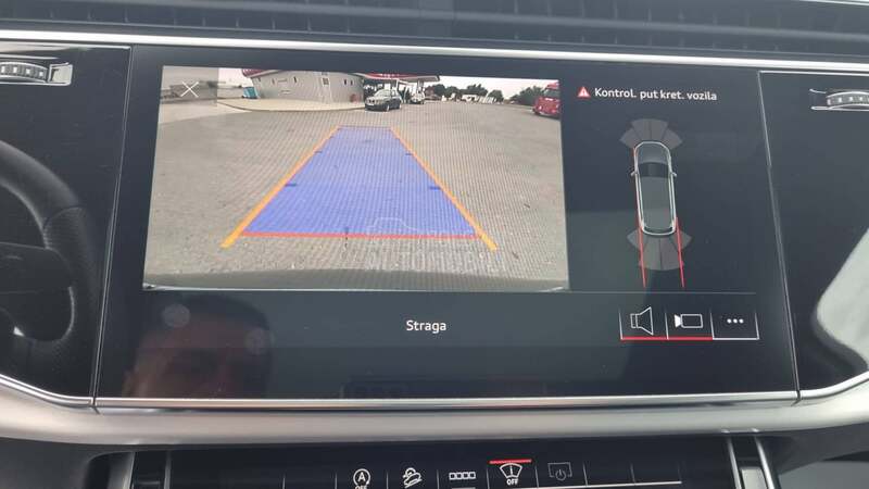 Audi Q7 S LINE