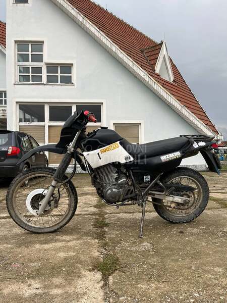 Yamaha XT