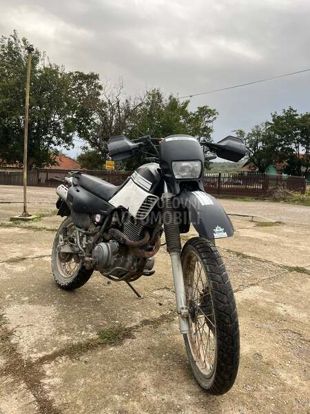 Yamaha XT