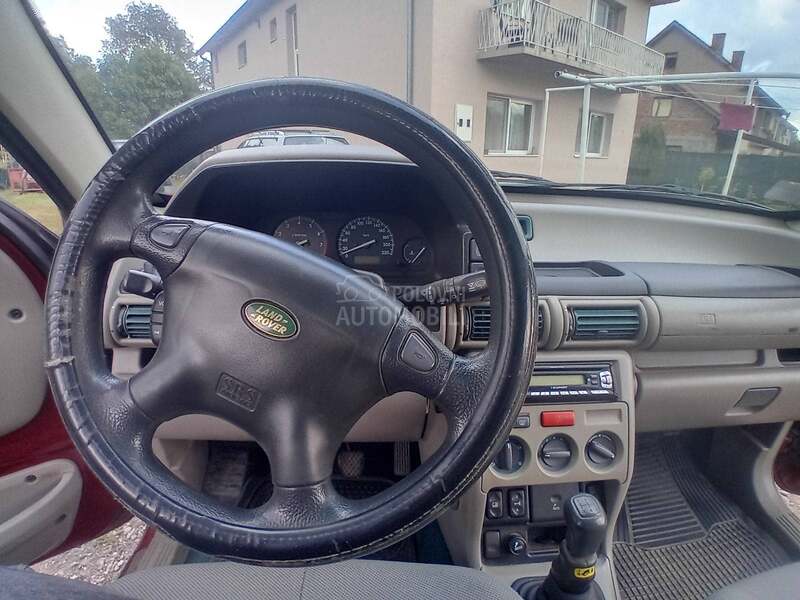 Land Rover Freelander 