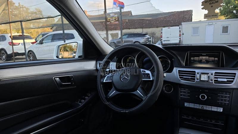 Mercedes Benz E 200 CDI