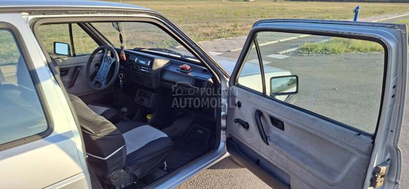Volkswagen Golf 2 1.6D GL