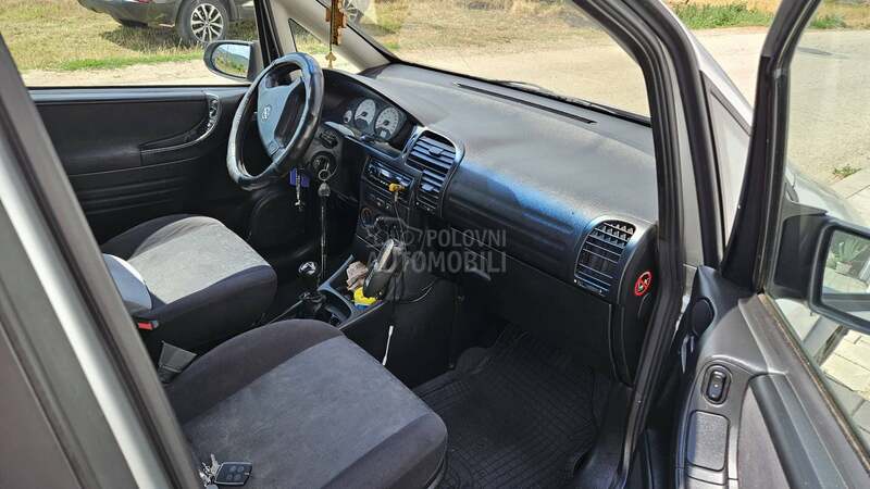 Opel Zafira Reg.cele godine