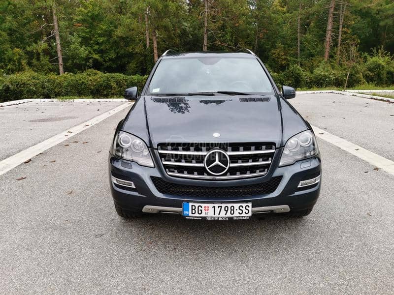 Mercedes Benz ML 350 Grand Edition