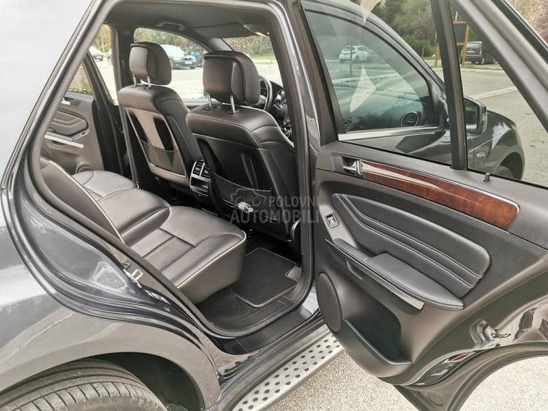 Mercedes Benz ML 350 Grand Edition