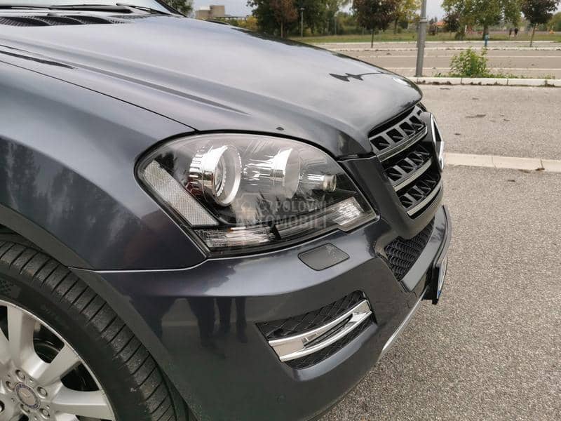 Mercedes Benz ML 350 Grand Edition