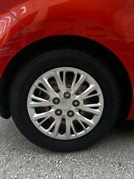 Kia pro_cee`d 