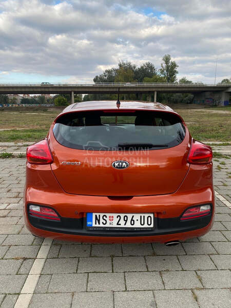 Kia pro_cee`d 