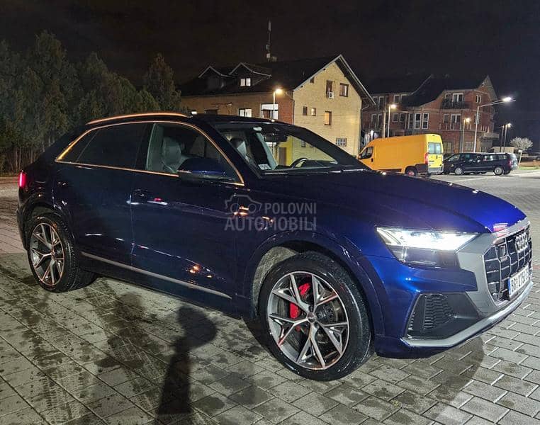 Audi Q8 