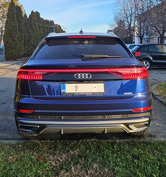 Audi Q8 