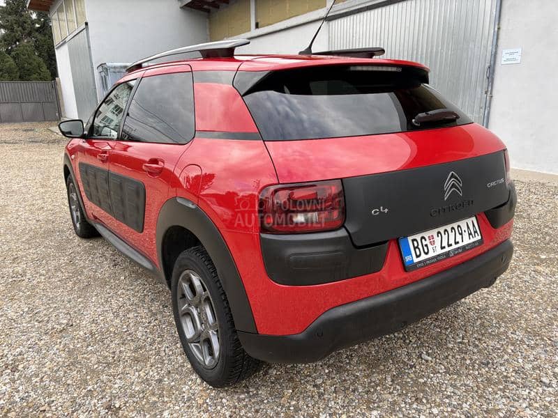 Citroen C4 Cactus 1.6 BlueHDI Novo Citroen C4 Cactus 1.6 BlueHDI Novo