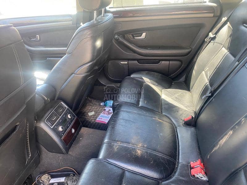 Audi A8 4.2